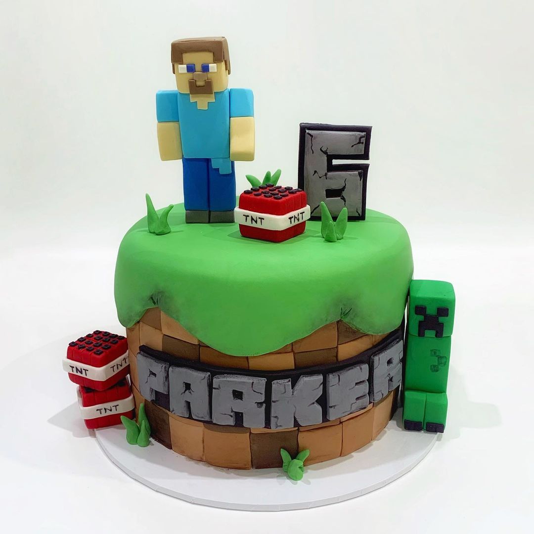 Minecraft Theme Cakes | Customized Cakes in Hyderabad|CakeSmash.in